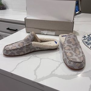 New Rothy’s Cozy Cat Slippers